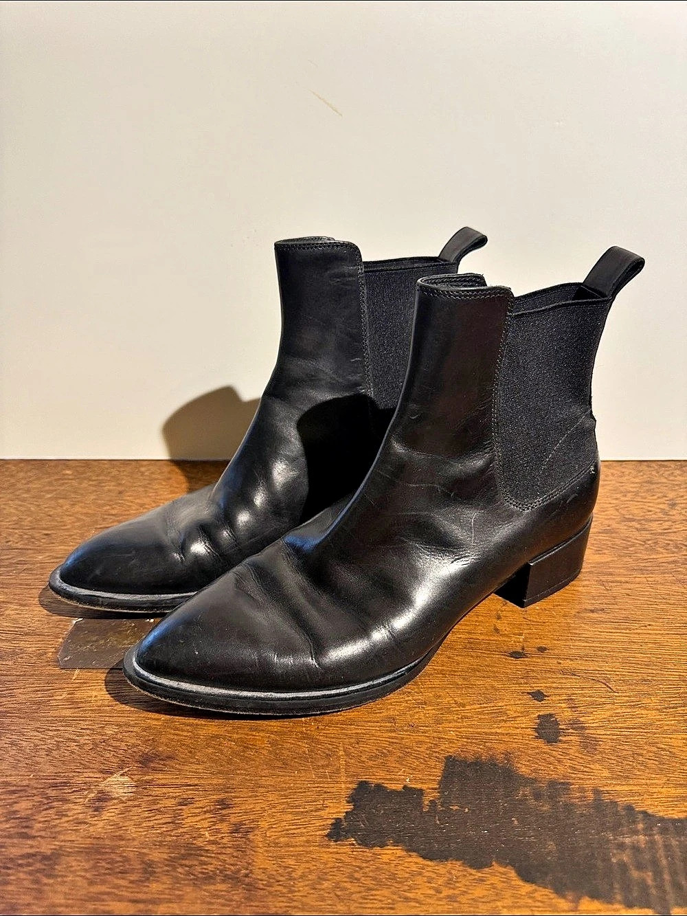 VINCE. Ari Leather Chelsea Boot. Black Pointed-Toe Ankle Boots - Picture 2 of 5